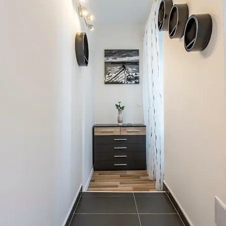 Welcome Luxury Center Apartment