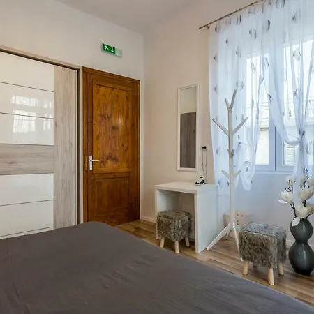Welcome Luxury Center Apartment *
