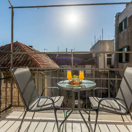 Welcome Luxury Center Apartment *